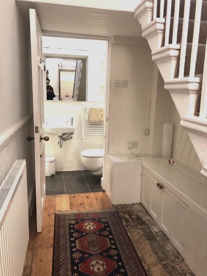 Lauras Townhouse Apartments Thomas Street Townhouse باث المظهر الخارجي الصورة