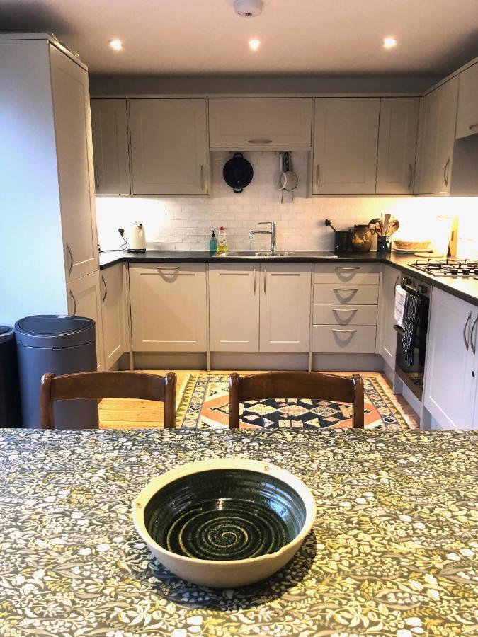 Lauras Townhouse Apartments Thomas Street Townhouse باث المظهر الخارجي الصورة