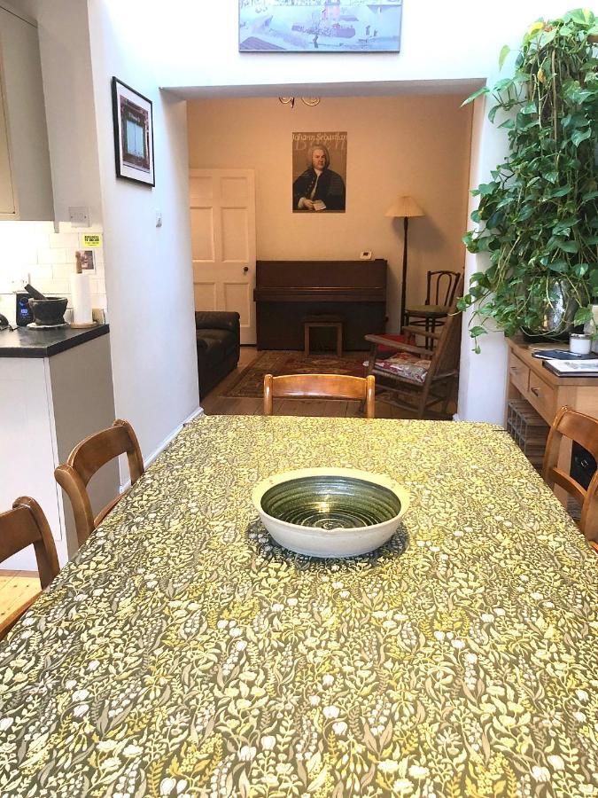 Lauras Townhouse Apartments Thomas Street Townhouse باث المظهر الخارجي الصورة